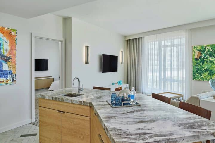 Room 18 of 46